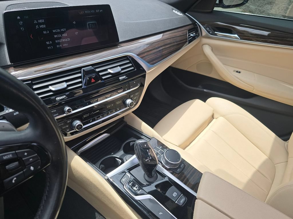 Used 2017 BMW 530i xDrive AWD/4WD image 27