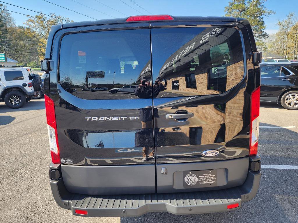 Used 2018 Ford Transit 150 XL image 4