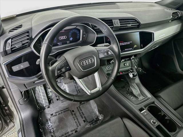 Certified 2024 Audi Q3 2.0T Premium w/ Convenience Package AWD/4WD image 9