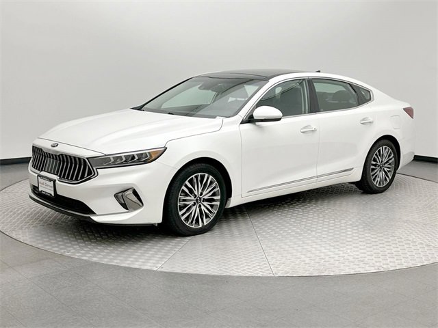 Used 2020 Kia Cadenza Technology