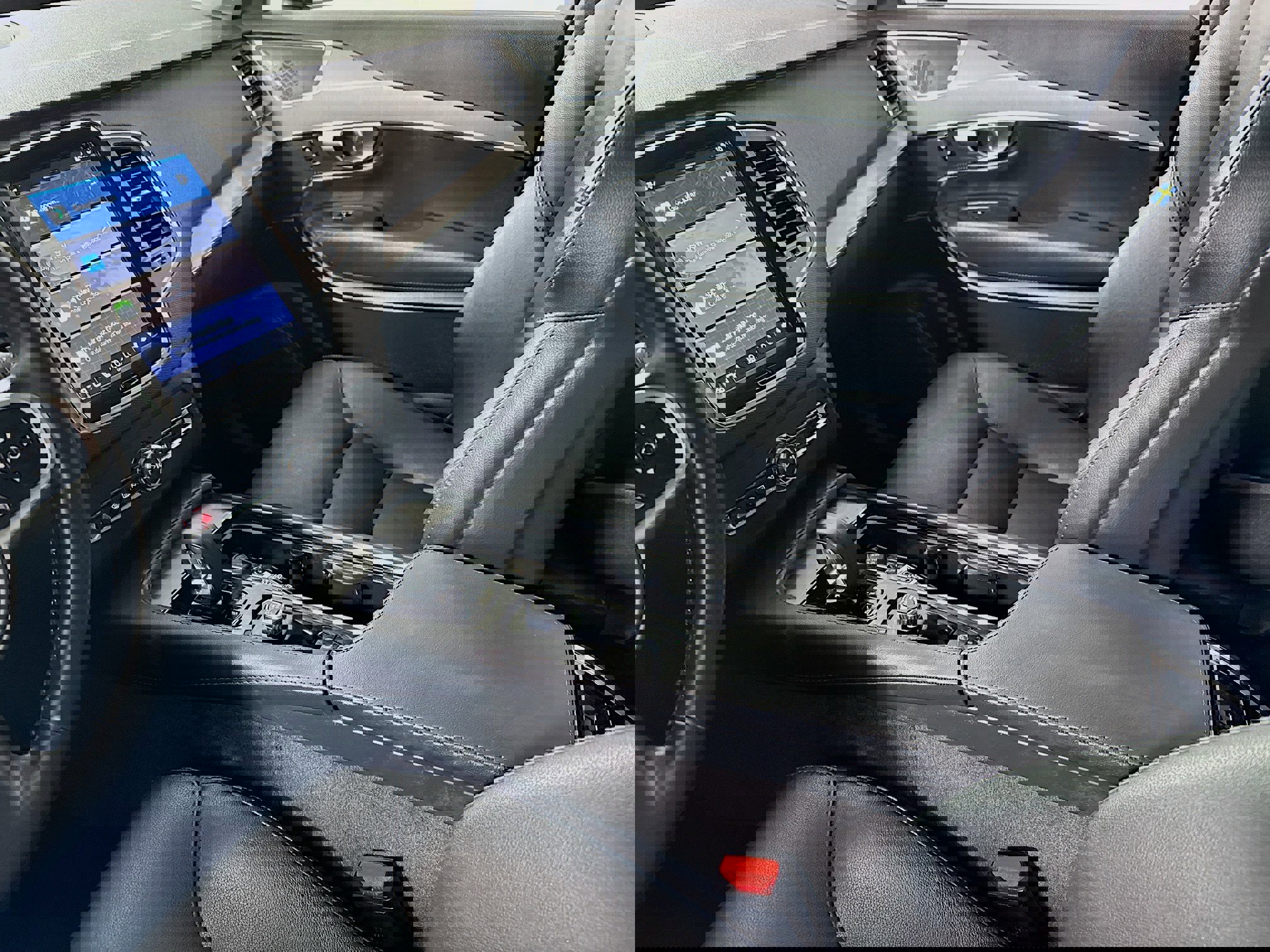 Used 2025 Volvo XC90 B5 Core image 24