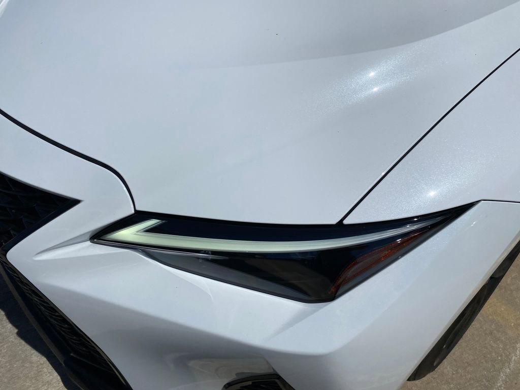 Used 2024 Lexus IS 350 F Sport RWD image 13