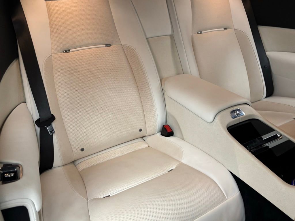Used 2016 Rolls-Royce Wraith RWD image 54