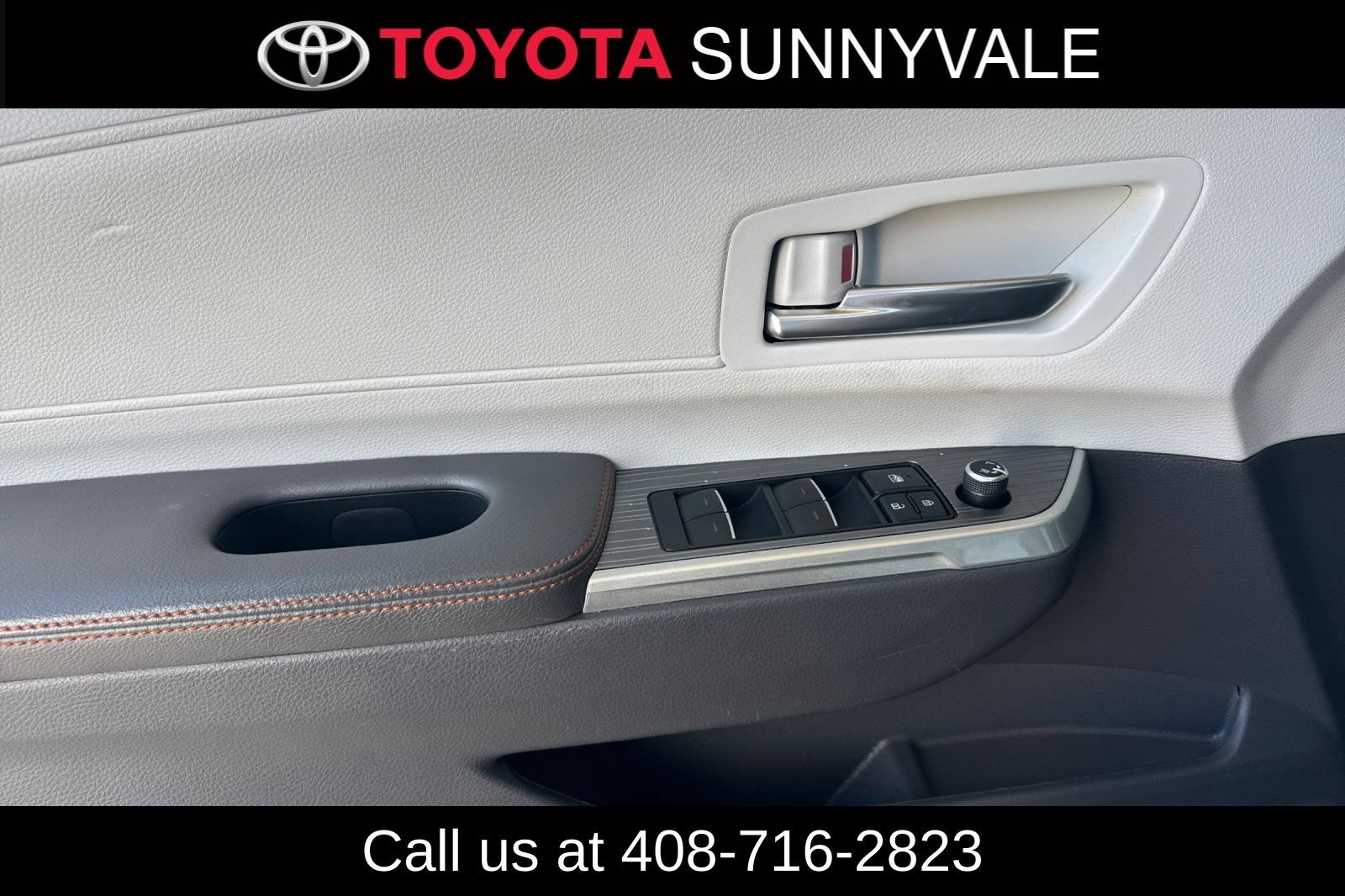 Used 2021 Toyota Sienna XSE AWD/4WD image 17