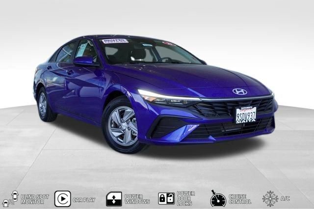 Used 2025 Hyundai Elantra SE