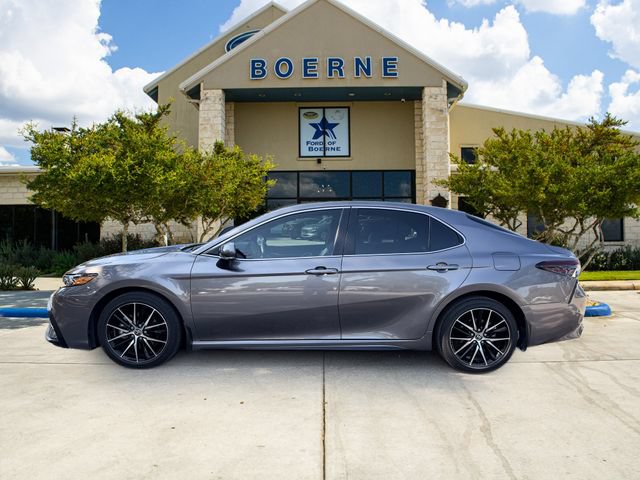 Used 2024 Toyota Camry SE FWD video 2