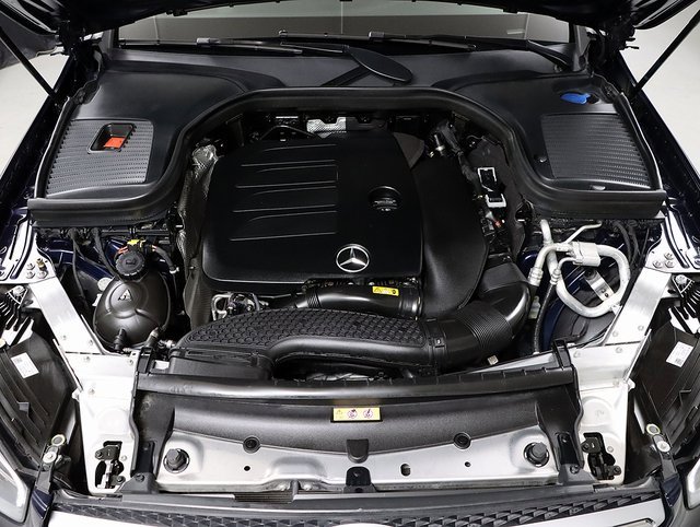 Certified 2022 Mercedes-Benz GLC 300 4MATIC image 38