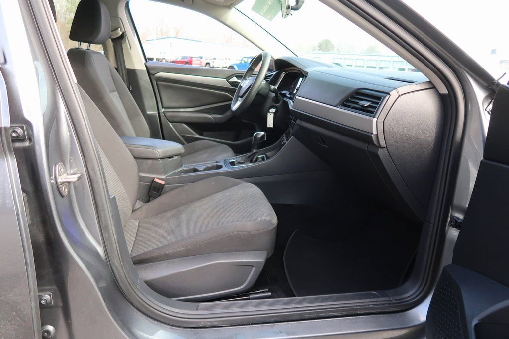 Used 2019 Volkswagen Jetta S image 34