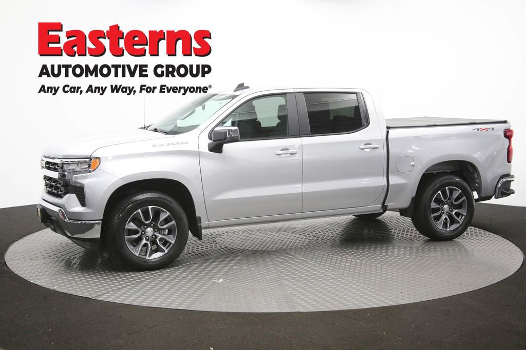 Used 2022 Chevrolet Silverado 1500 LT AWD/4WD image 60