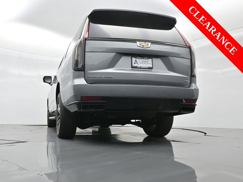 Used 2024 Cadillac Escalade ESV Sport w/ Heavy-Duty Trailer Package image 56