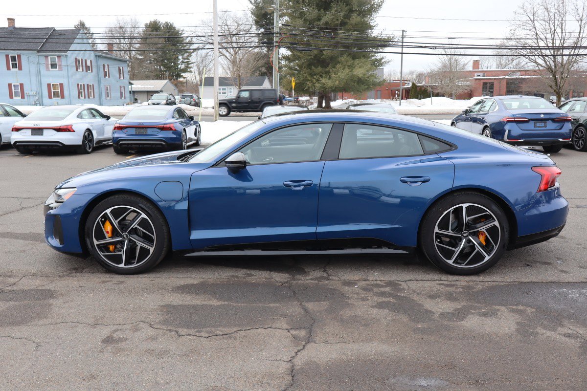 Used 2024 Audi RS e-tron GT AWD/4WD image 8