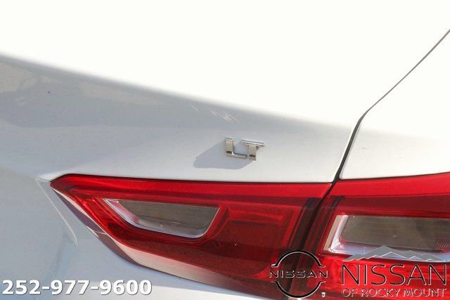 Used 2024 Chevrolet Malibu LT image 8