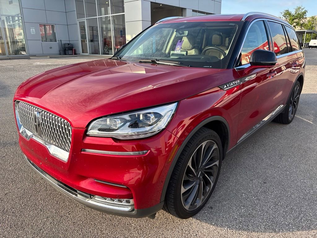 Used 2020 Lincoln Aviator Reserve w/ Equipment Group 202A AWD/4WD image 3