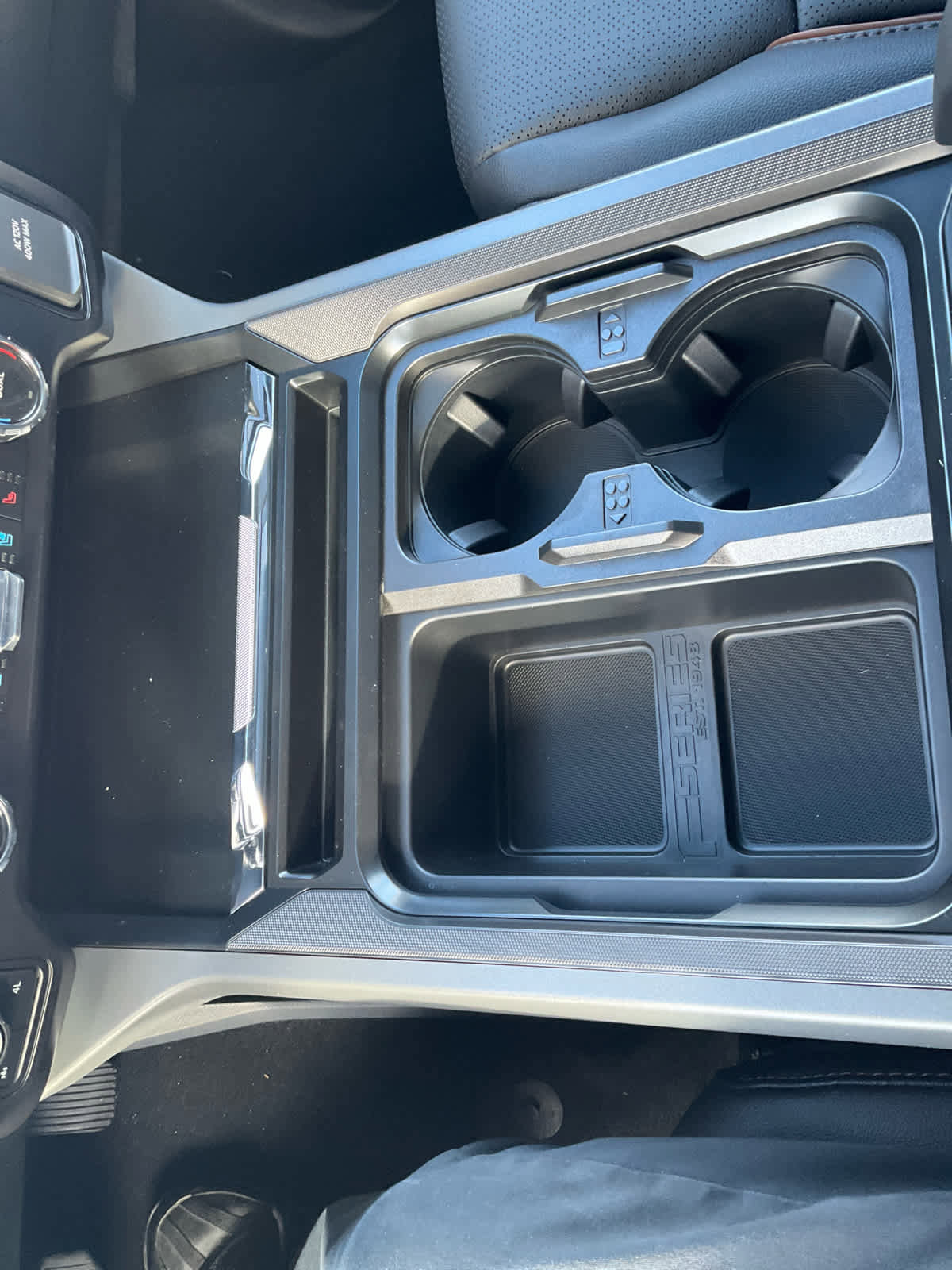 New 2026 Ford F250 Lariat w/ FX4 Off-Road Package image 29