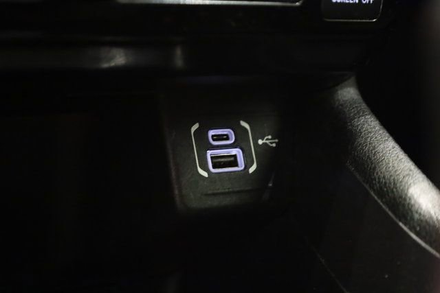 Used 2023 Jeep Compass Latitude image 24