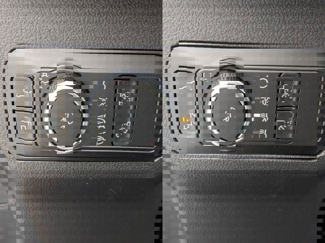 New 2026 Ford Escape SE image 53