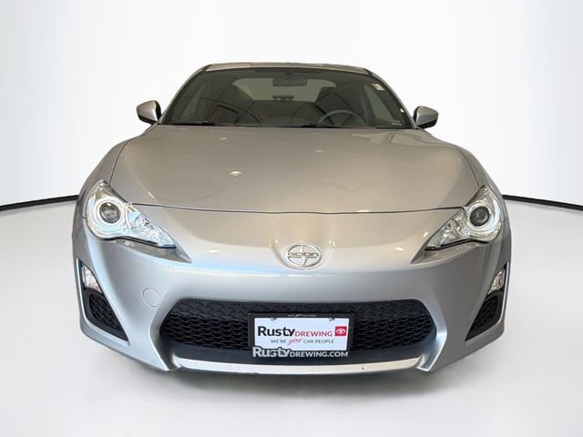 Used 2015 Scion FR-S RWD image 2