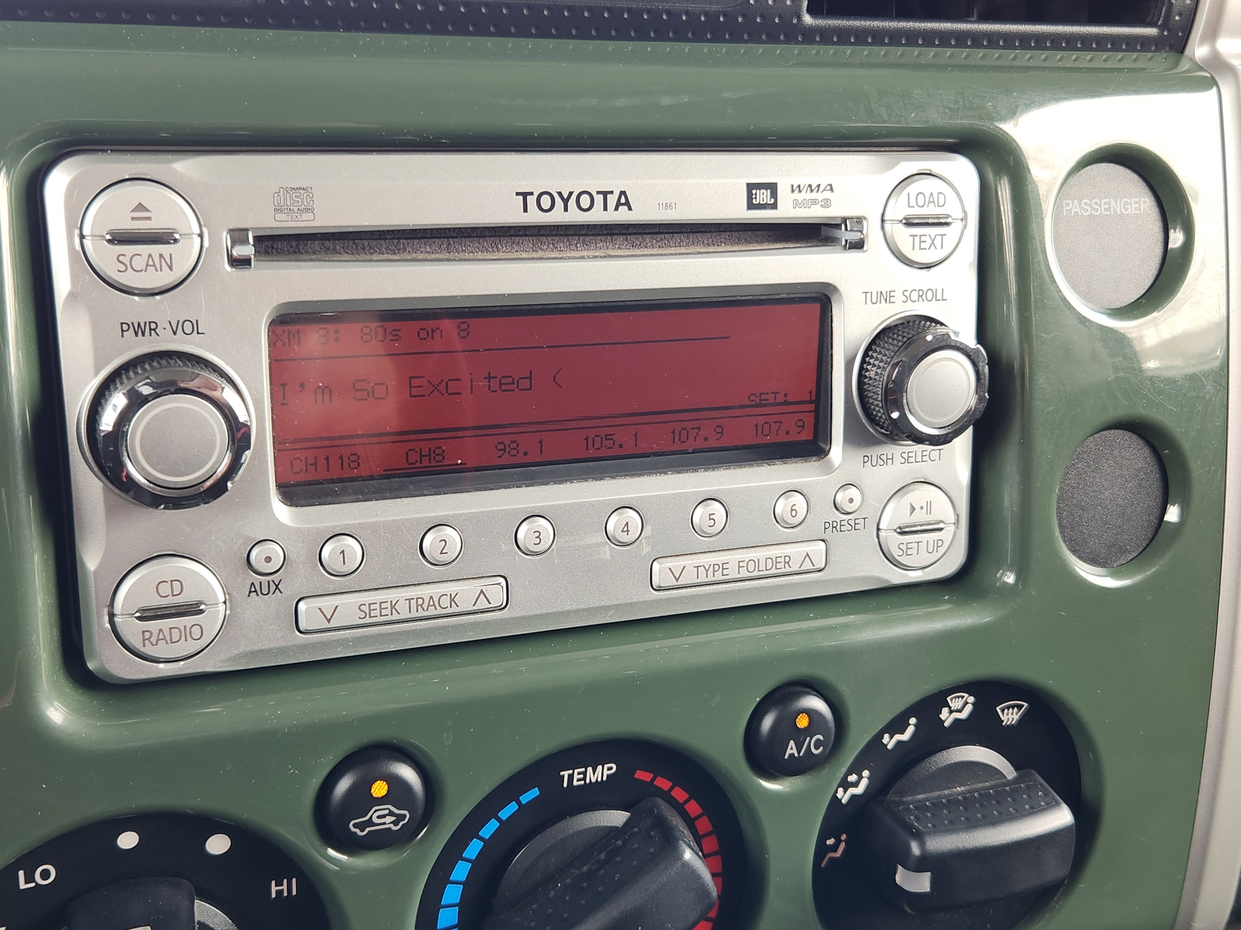 Used 2014 Toyota FJ Cruiser 4WD w/ Upgrade Package image 12