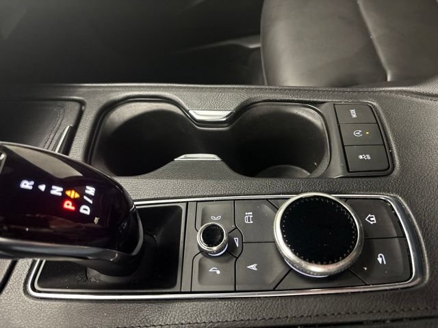 Used 2025 Cadillac XT4 Premium Luxury FWD image 27