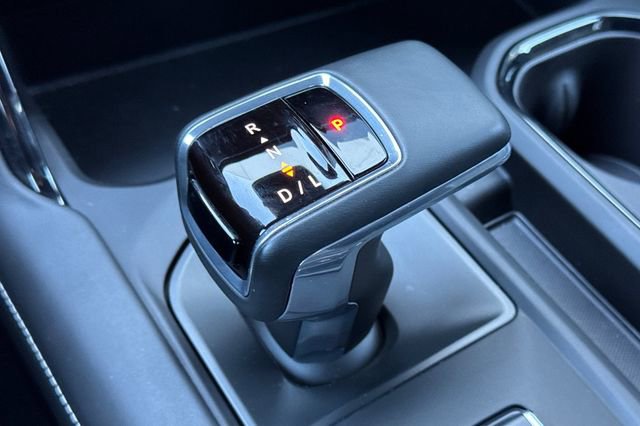 Used 2025 GMC Sierra 1500 AT4X image 34