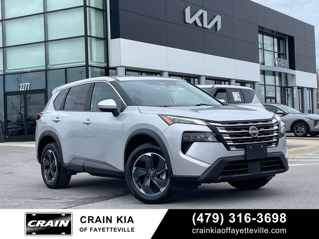 Used 2024 Nissan Rogue SV