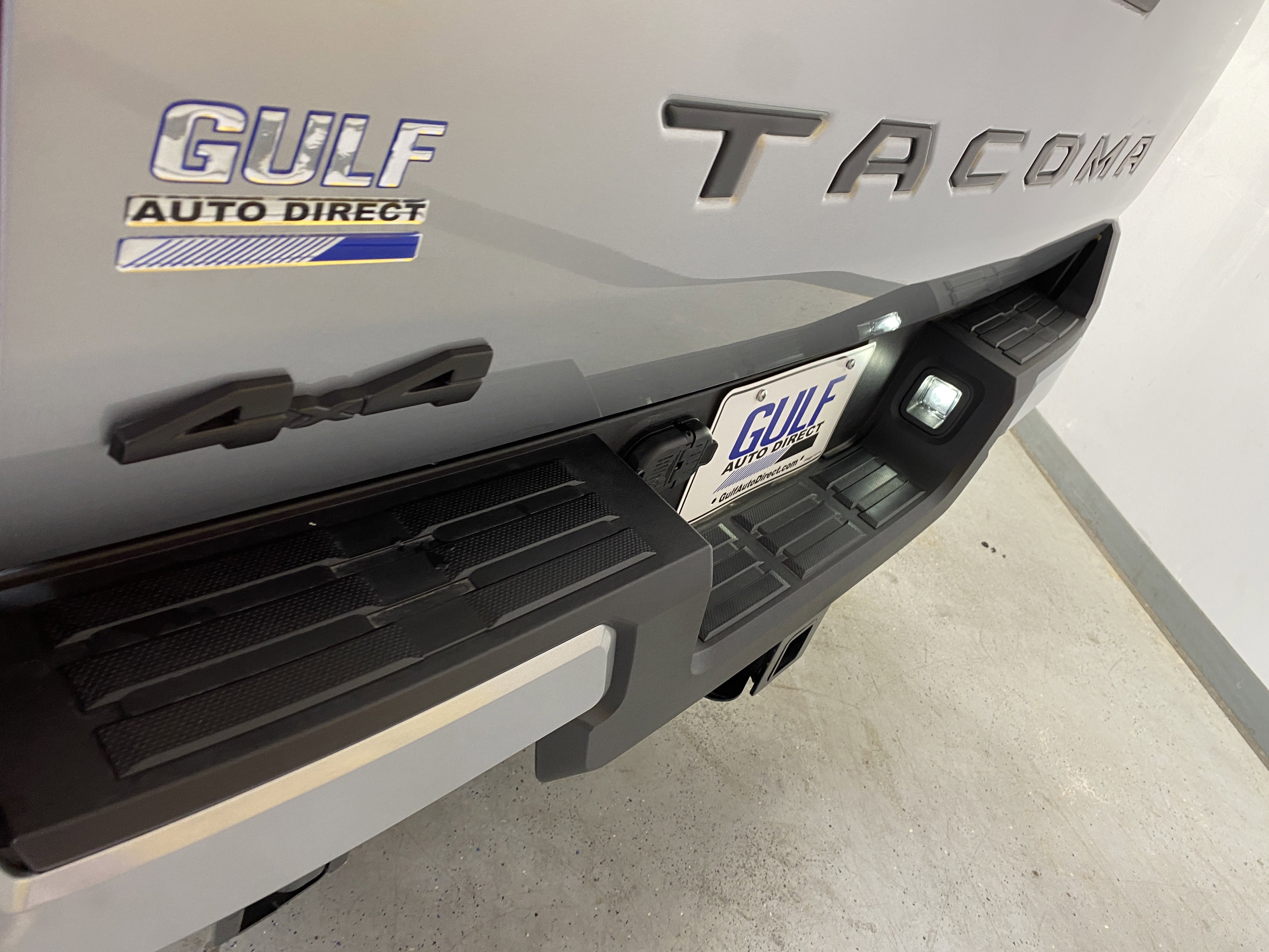 Used 2025 Toyota Tacoma SR5 image 19