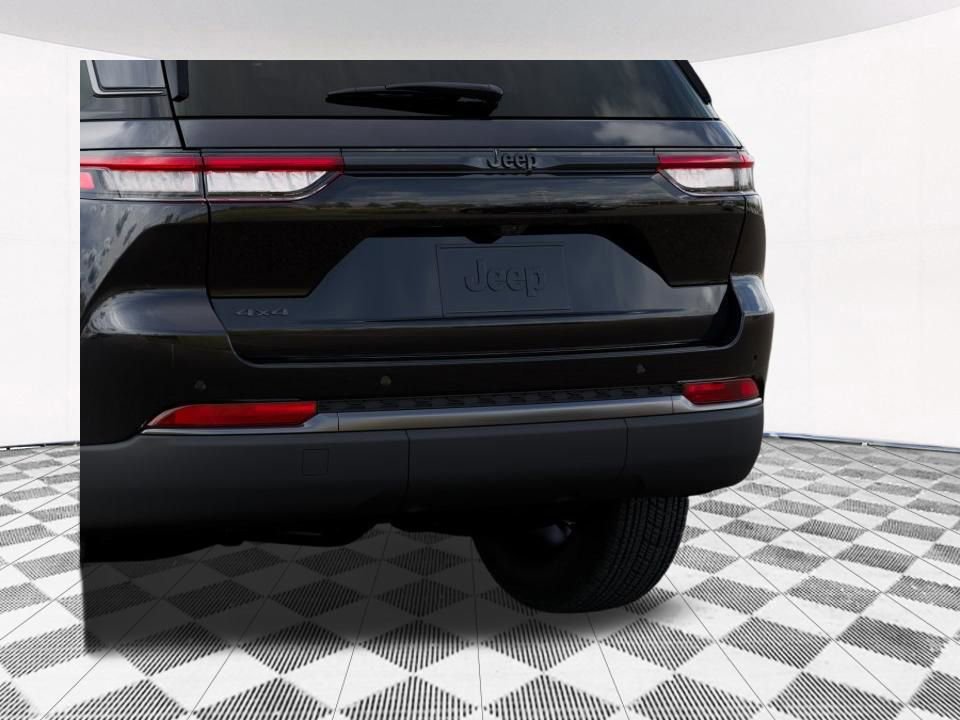 New 2026 Jeep Grand Cherokee Altitude image 21