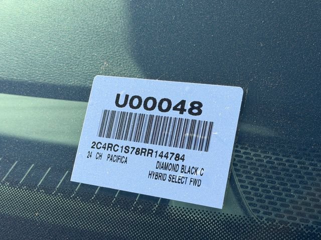 Used 2024 Chrysler Pacifica Limited FWD image 14