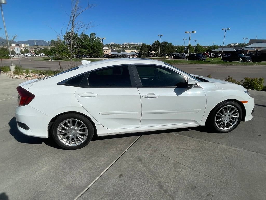 Used 2018 Honda Civic EX-T image 8