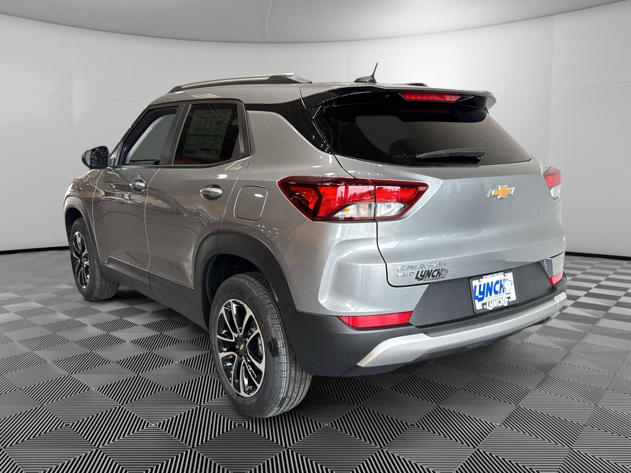 New 2026 Chevrolet TrailBlazer LT AWD/4WD image 3