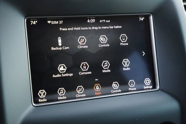 Used 2021 Jeep Grand Cherokee Laredo image 30