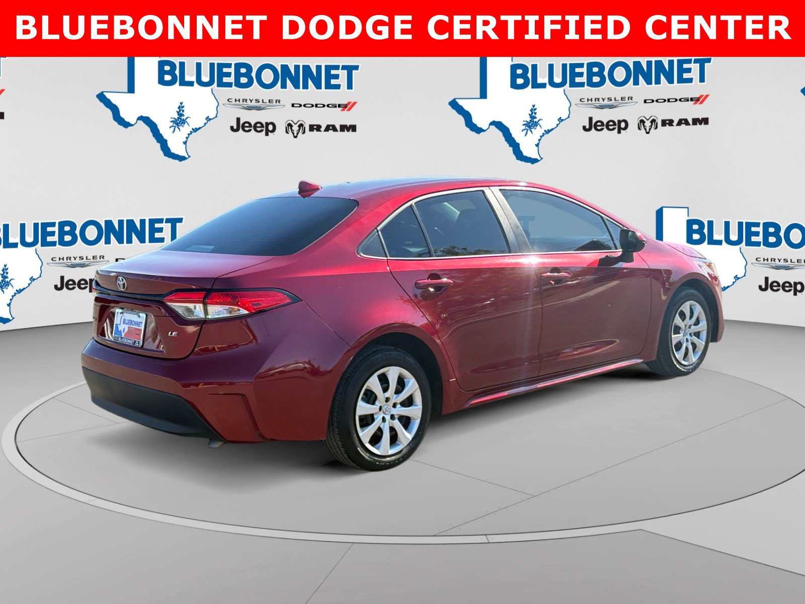 Used 2023 Toyota Corolla LE FWD image 5