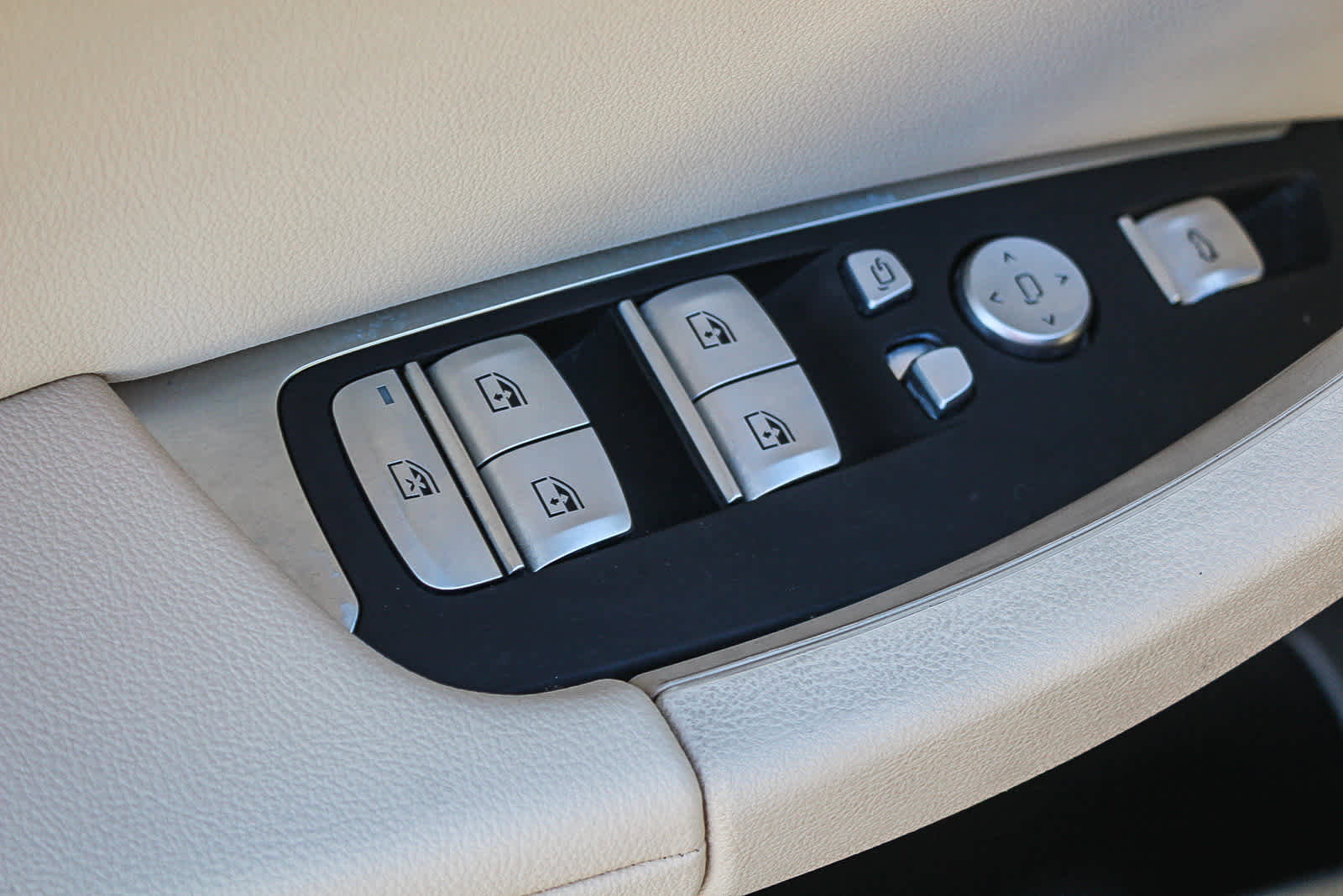 Used 2024 BMW X3 sDrive30i w/ Premium Package image 20