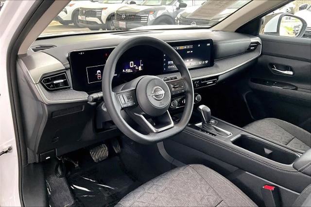 Certified 2025 Nissan Kicks SV AWD/4WD image 17