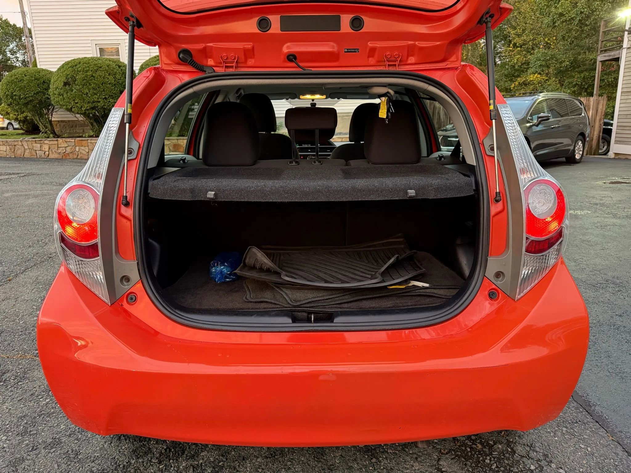 Used 2013 Toyota Prius C Two image 13