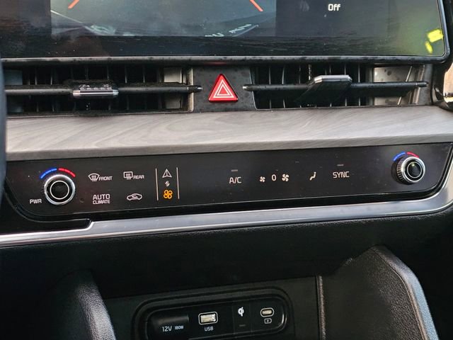 Used 2024 Kia Sportage X-Line w/ X-Line Premium Package image 32