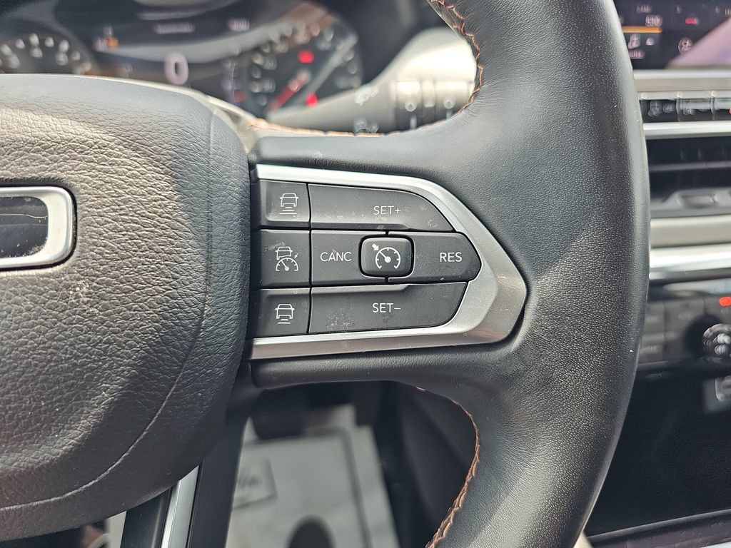 Used 2022 Jeep Compass Limited AWD/4WD image 18
