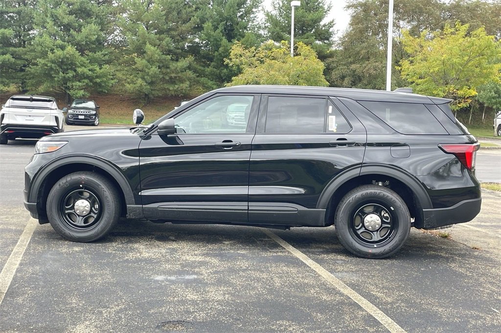 New 2025 Ford Explorer 4WD Police Interceptor image 6
