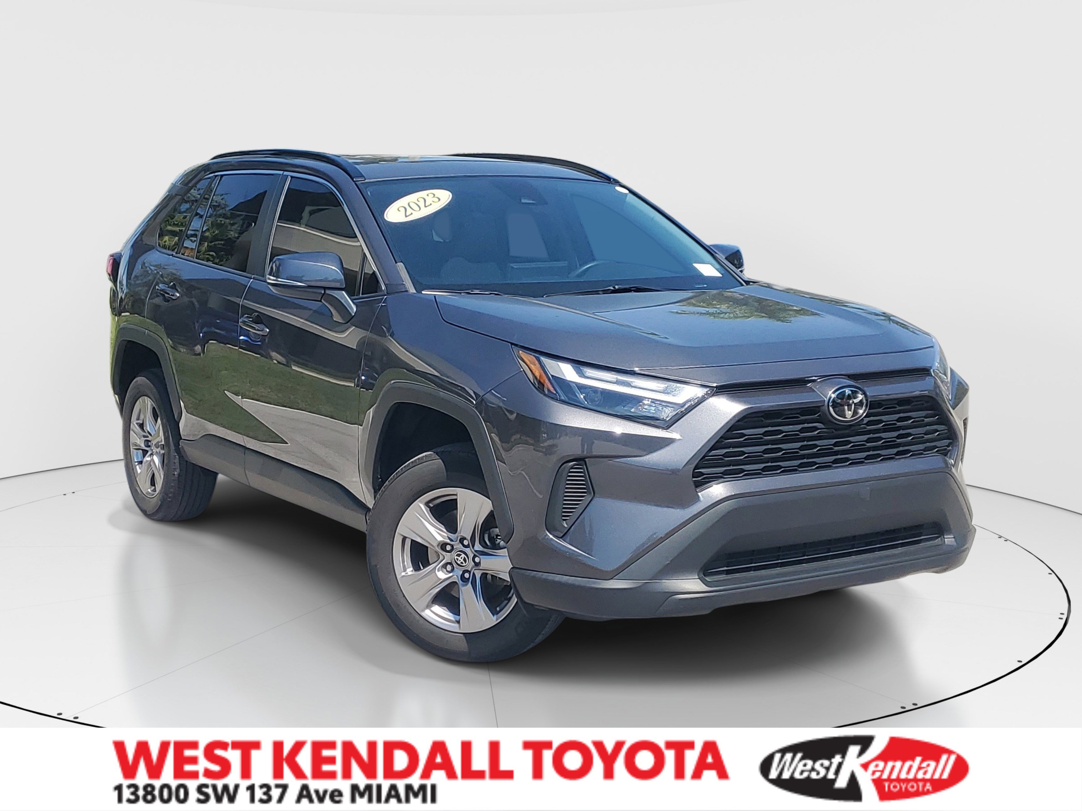 Used 2023 Toyota RAV4 XLE w/ Convenience Package image 1