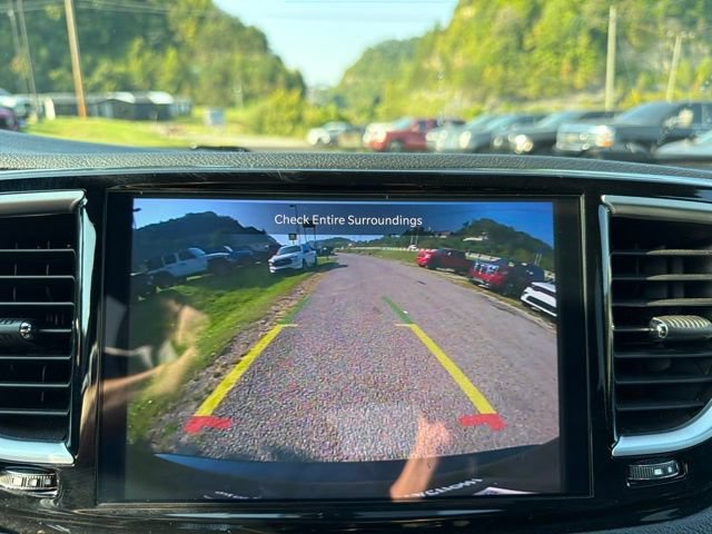 Used 2025 Chrysler Pacifica Limited FWD image 57