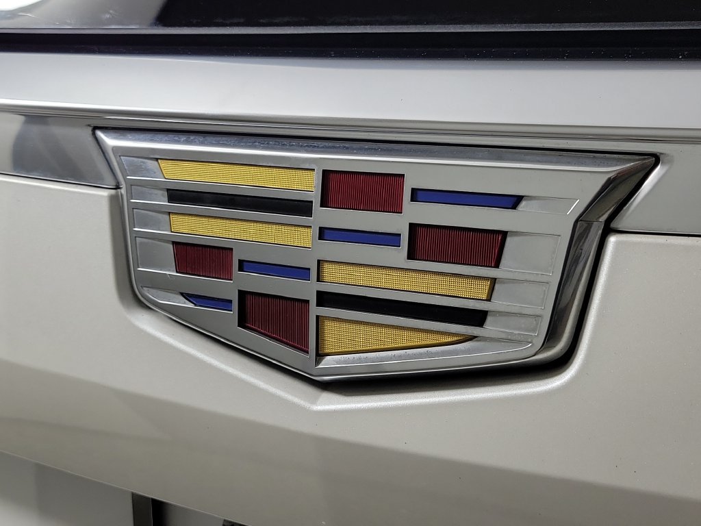 Used 2024 Cadillac Escalade ESV Premium Luxury RWD image 5