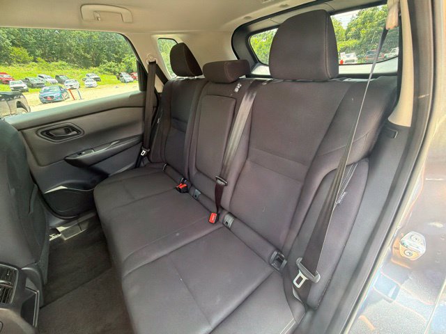 Used 2024 Nissan Rogue S AWD/4WD image 16