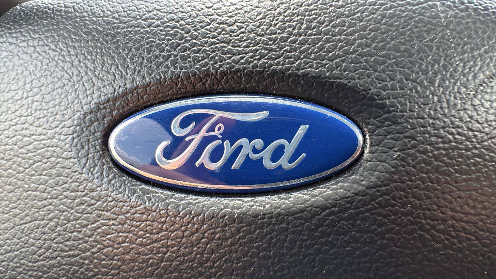Certified 2022 Ford F250 XL w/ STX Appearance Package AWD/4WD image 24