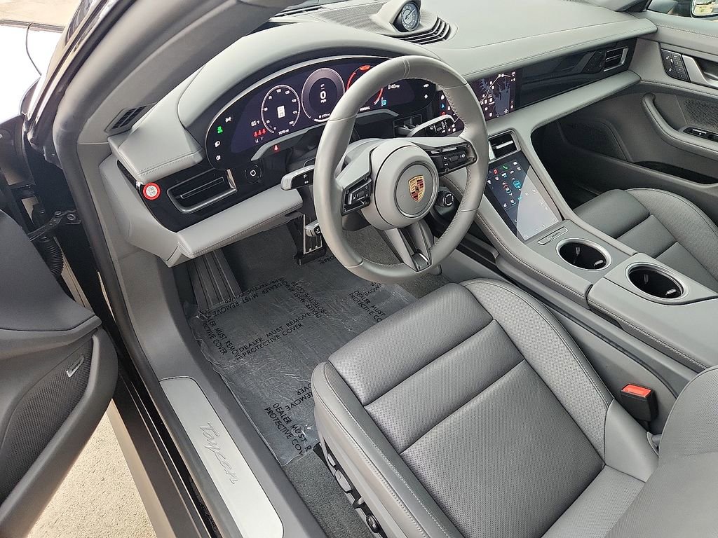 Certified 2025 Porsche Taycan image 4