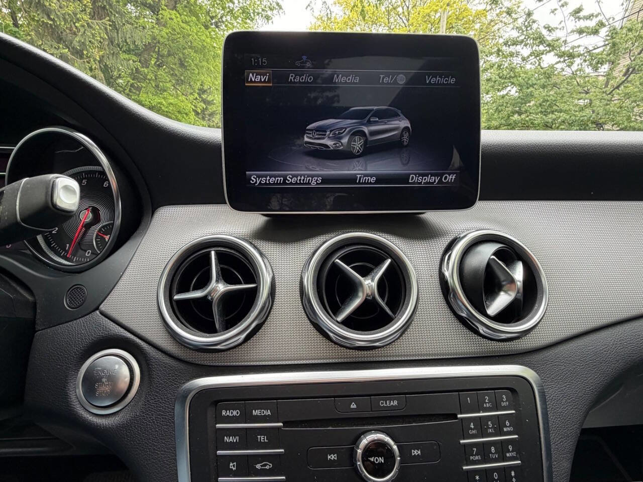 Used 2019 Mercedes-Benz GLA 250 4MATIC image 9