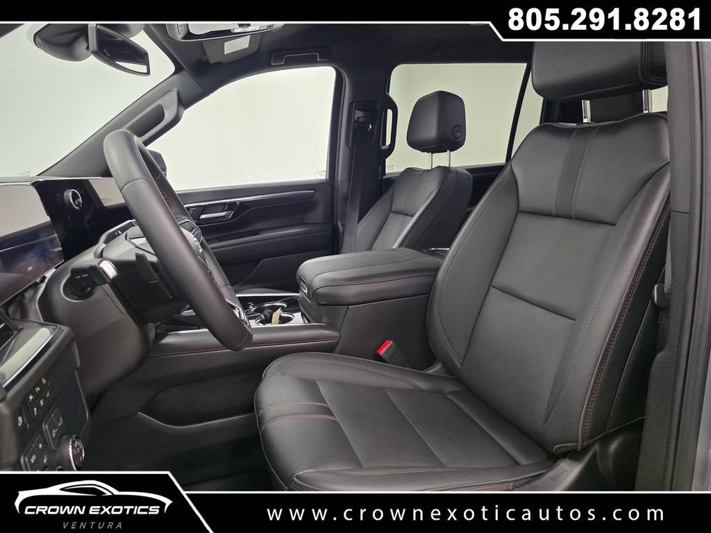Used 2026 Chevrolet Suburban RST AWD/4WD image 20
