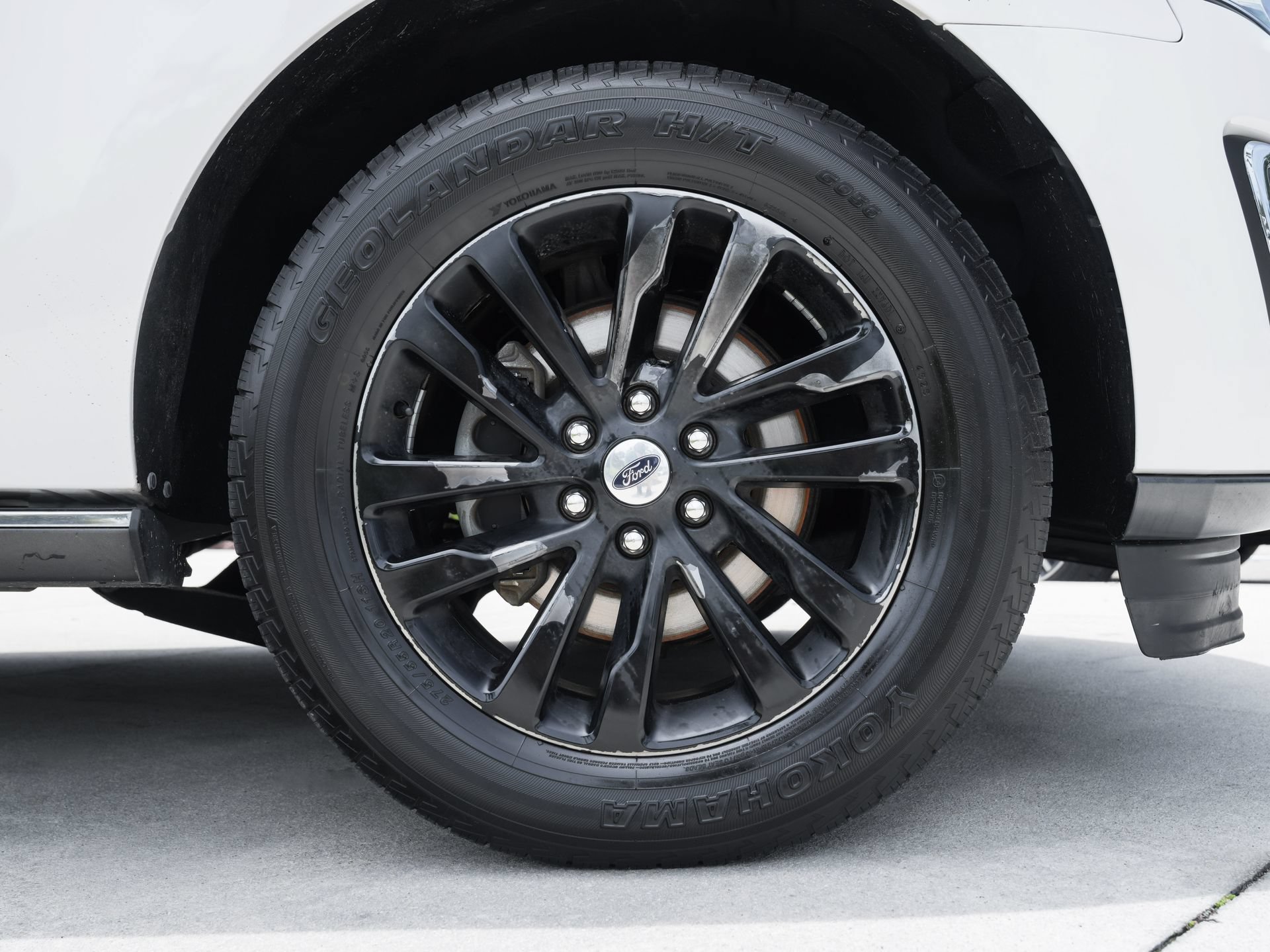 Used 2019 Ford Expedition Limited w/ Equipment Group 301A RWD image 27