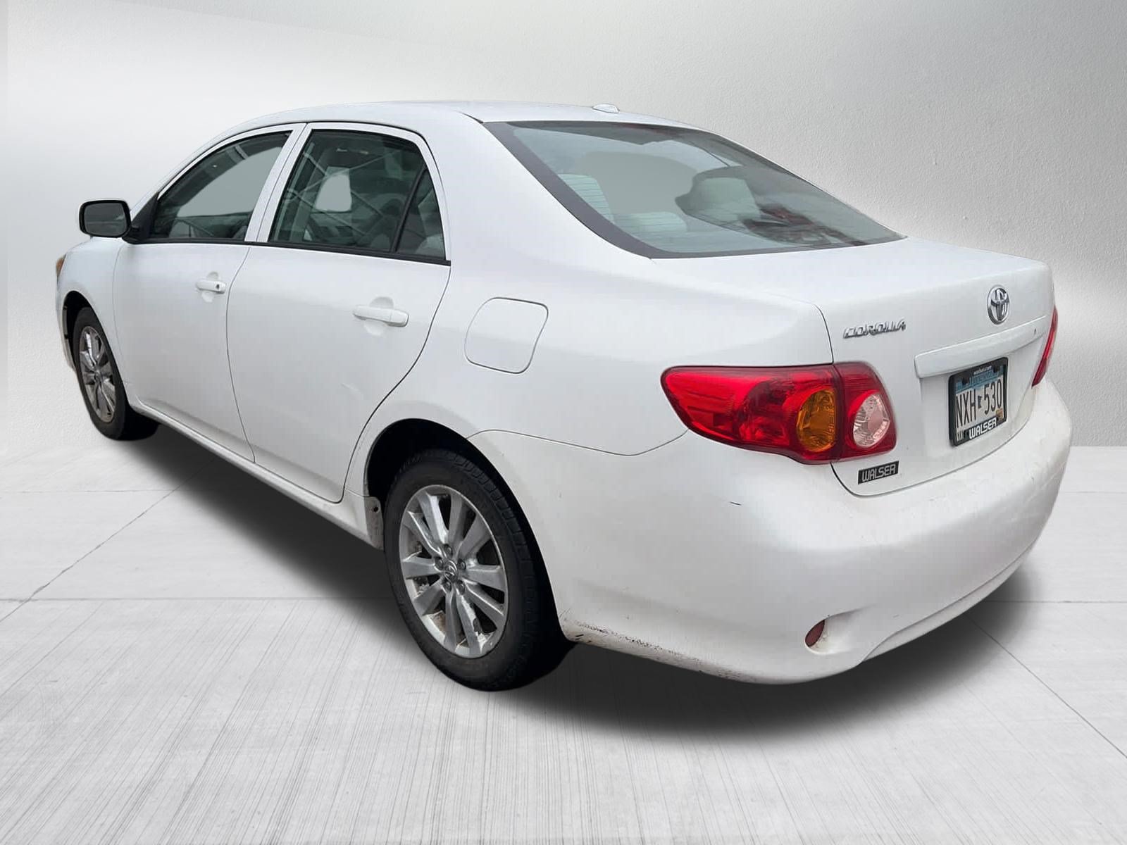 Used 2009 Toyota Corolla LE w/ All Weather Guard Pkg FWD image 4