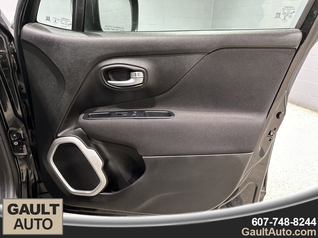 Used 2018 Jeep Renegade Sport w/ Power & Air Group image 17