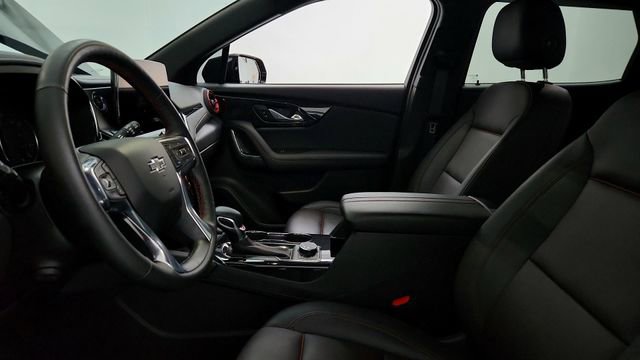 Certified 2024 Chevrolet Blazer RS w/ Driver Confidence II Package image 12